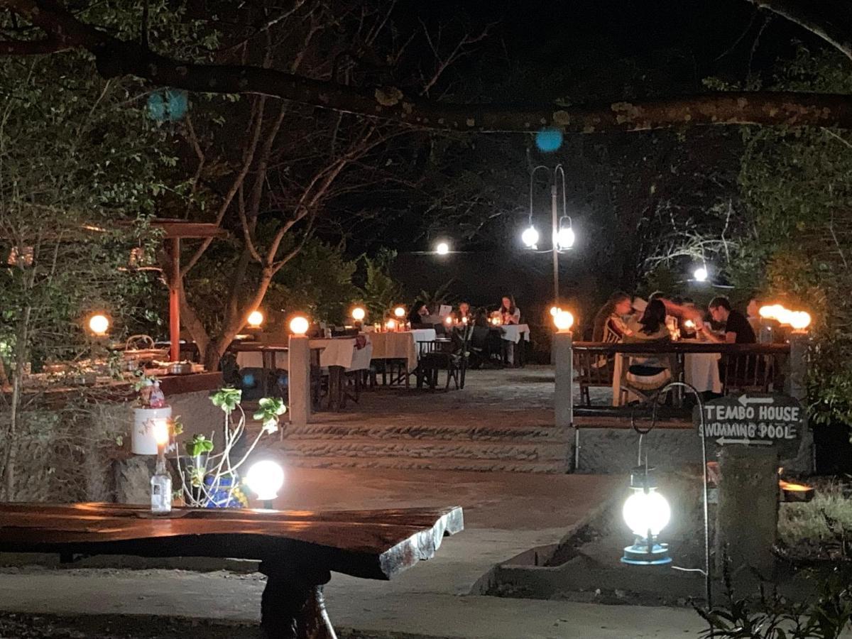 Camp Bastian Mikumi Villa Ngoại thất bức ảnh