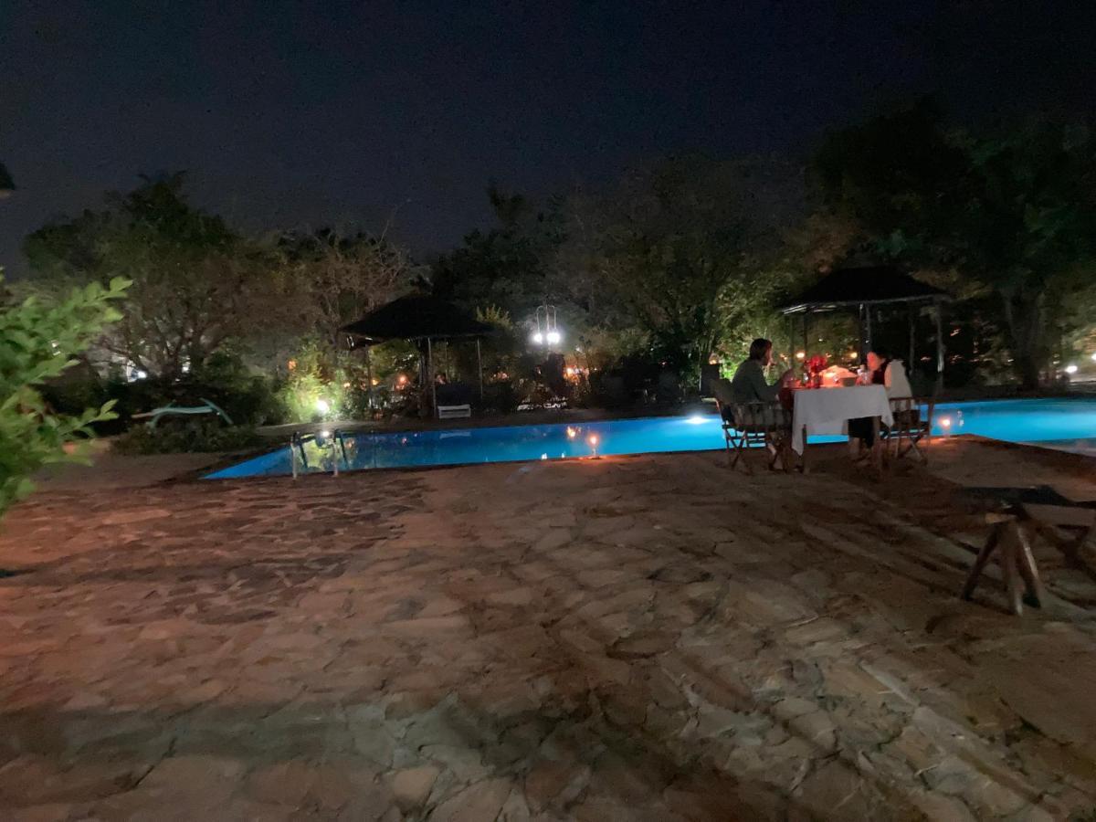 Camp Bastian Mikumi Villa Ngoại thất bức ảnh