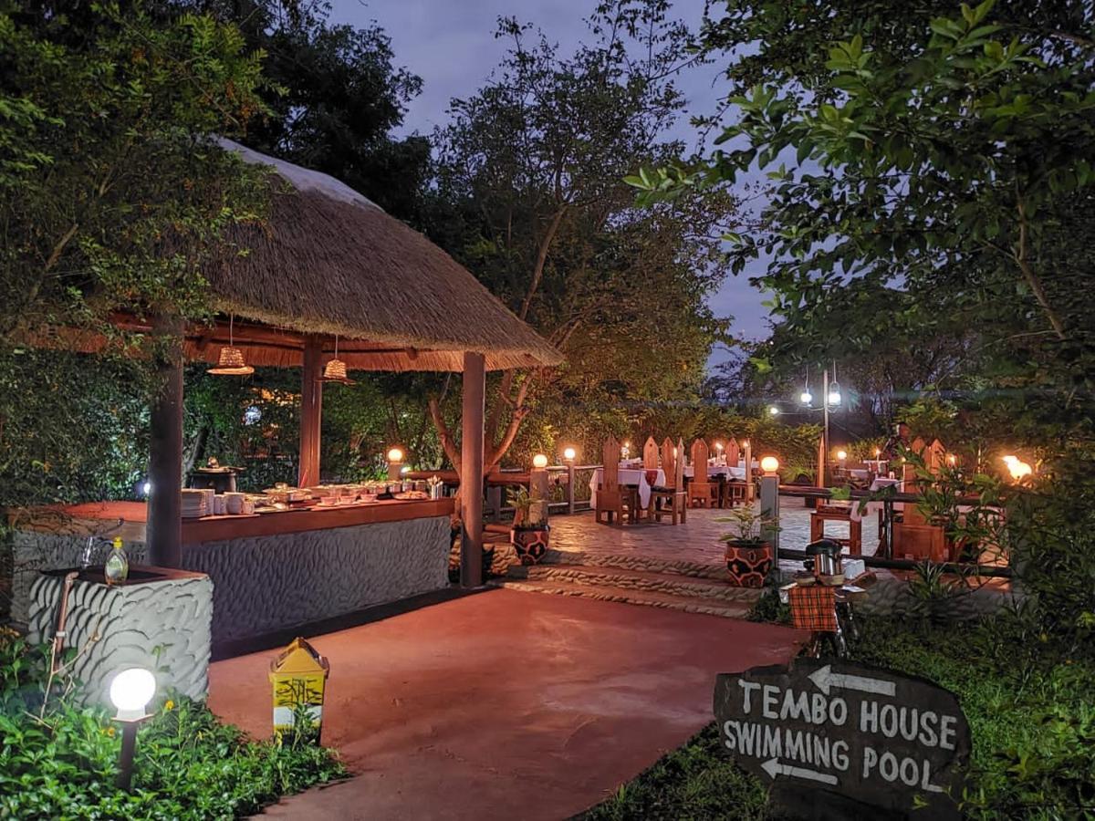 Camp Bastian Mikumi Villa Ngoại thất bức ảnh