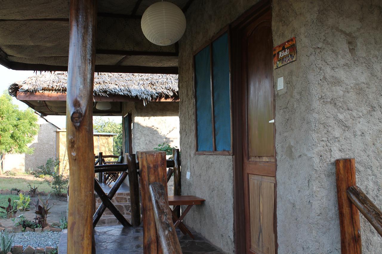 Camp Bastian Mikumi Villa Ngoại thất bức ảnh